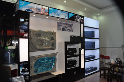 賀州市車友來(lái)汽車裝飾